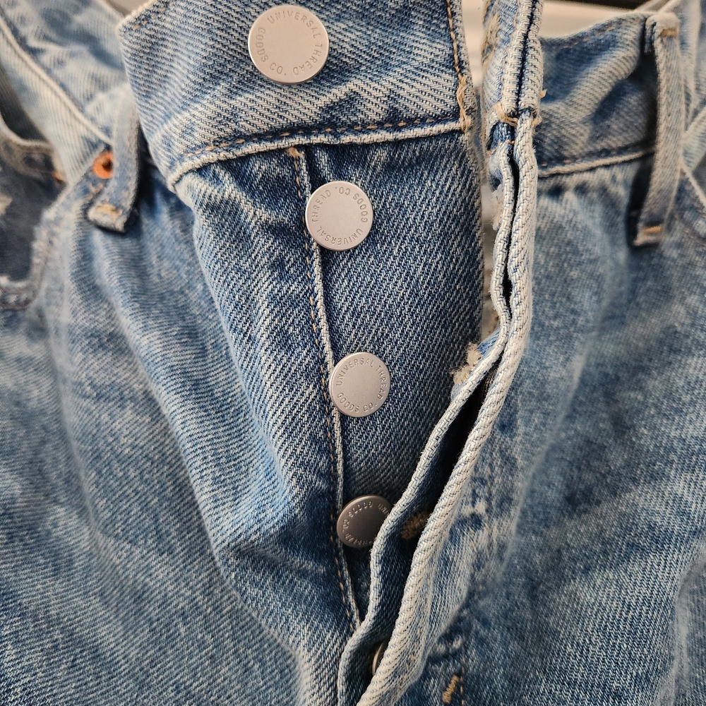 Universal Thread Light Blue Denim Jeans - Picture 2 of 4